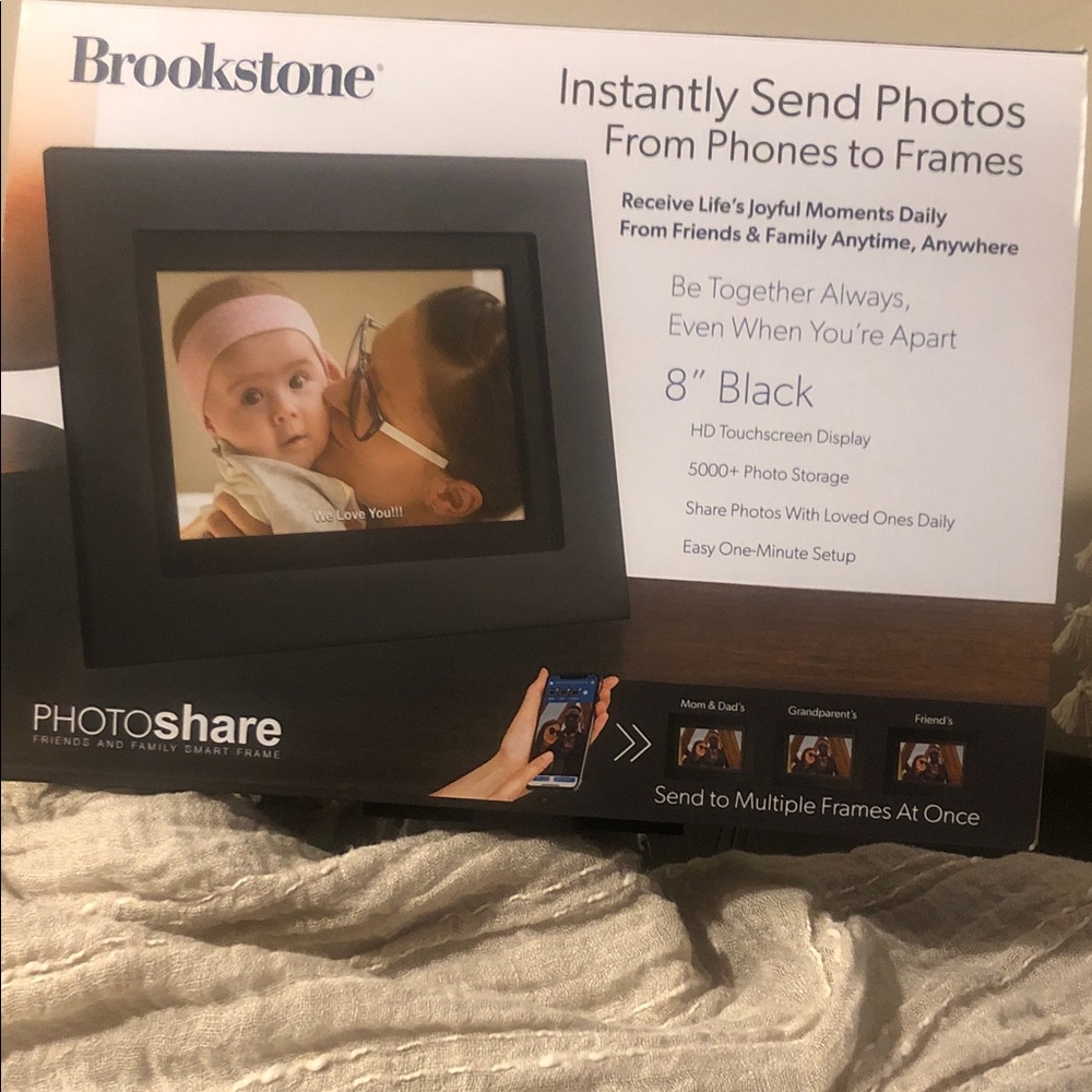 Brookstone Black PhotoShare Frame